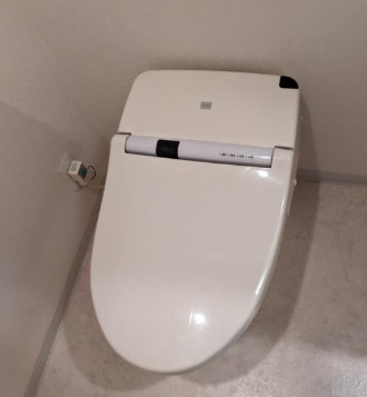 トイレ　※同仕様参考写真