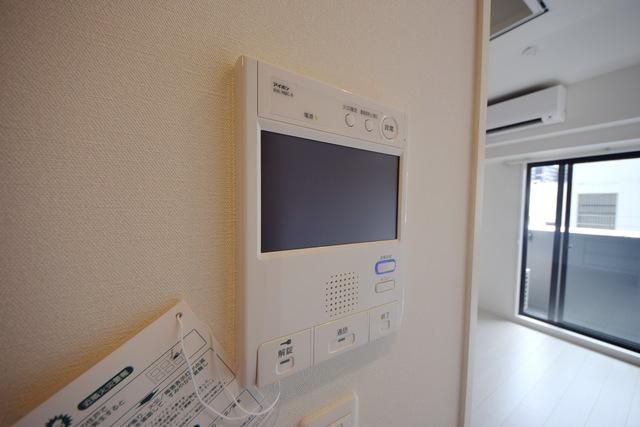 セキュリティ　モニター付きインターホン完備