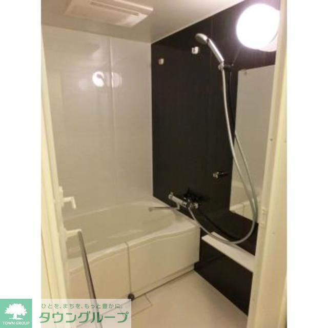 バス・シャワールーム　※写真は同タイプ住戸です。