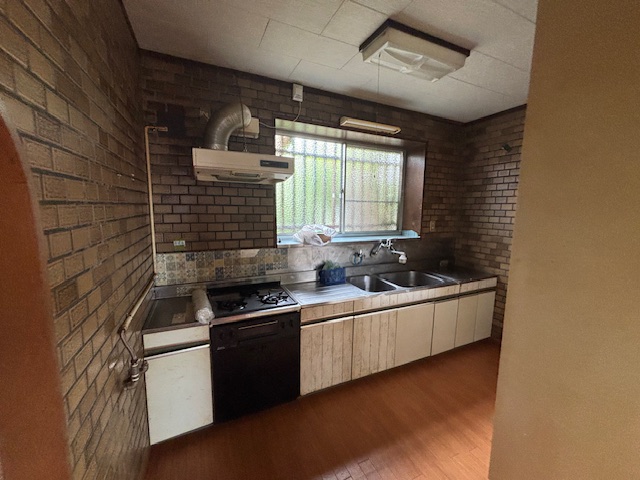 坂根戸建のキッチン写真