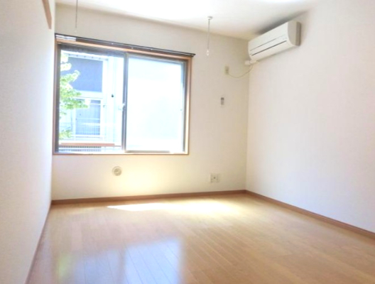 居室・リビング　※別部屋参考写真