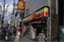 コンビニ　デイリーヤマザキ 梅田堂山店（コンビニ）まで27m