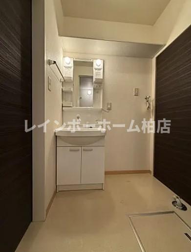洗面設備　独立洗面所です