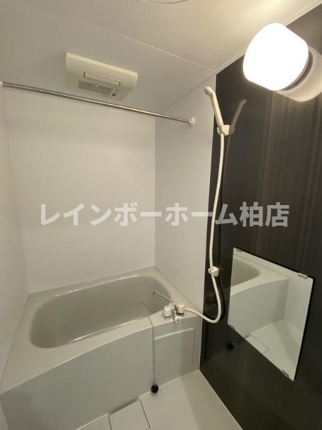バス・シャワールーム　きれいなお風呂です