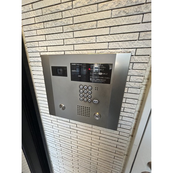 ロビー　オシャレな外観