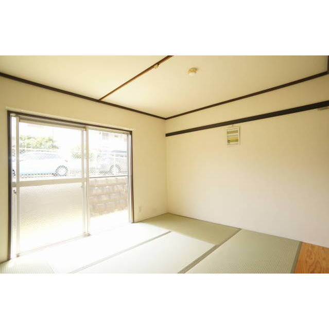 その他部屋・スペース　明るい和室