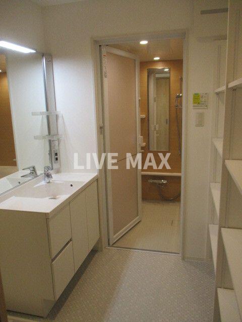 洗面設備　※別部屋のお写真になります