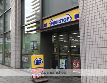 コンビニ　ミニストップ品川シーサイド店（コンビニ）まで573m