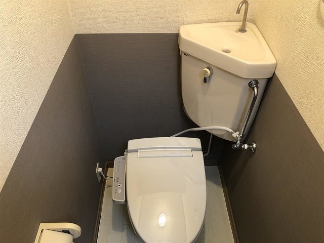 トイレ　別号室