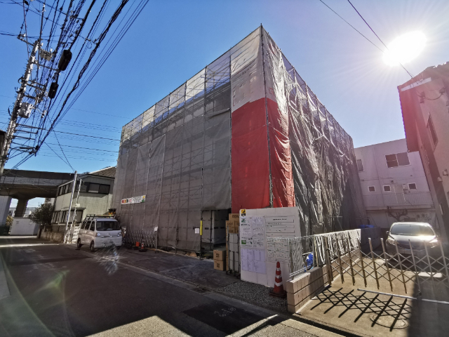 建物外観　工事中