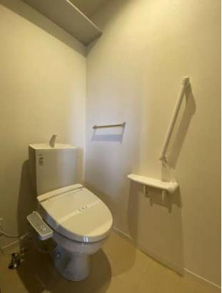 トイレ　シンプルで使いやすいトイレです