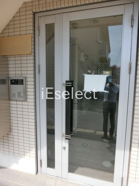 セキュリティ　エントランスはオートロック対応。