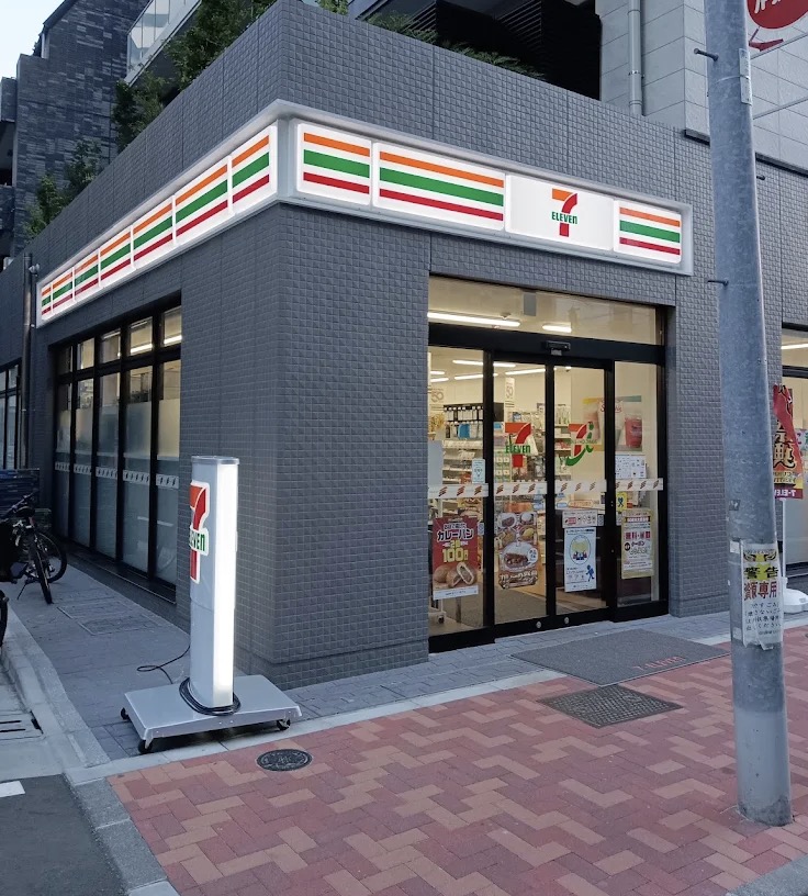 コンビニ　セブンイレブン台東2丁目東店（コンビニ）まで133m