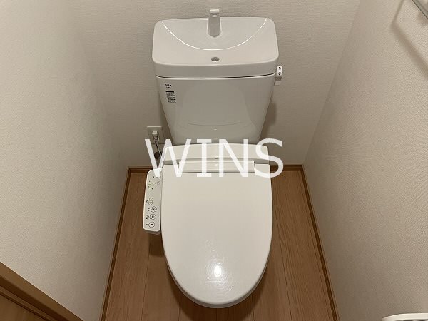 トイレ　別部屋参考写真です