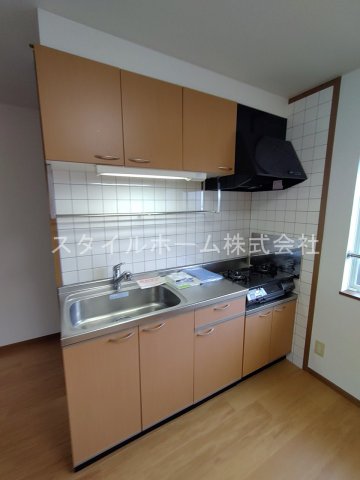 キッチン　別部屋写真です。