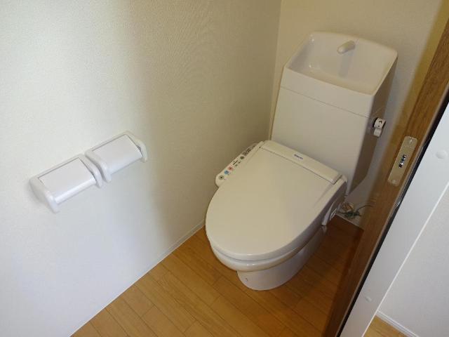 トイレ　シャワー付トイレ