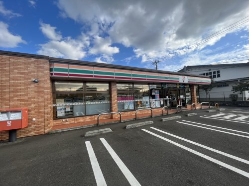コンビニ　セブンイレブン 仙台福田町1丁目店（コンビニ）まで638m