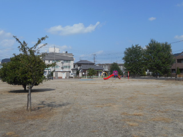 公園　籠原中央公園（公園）まで457m