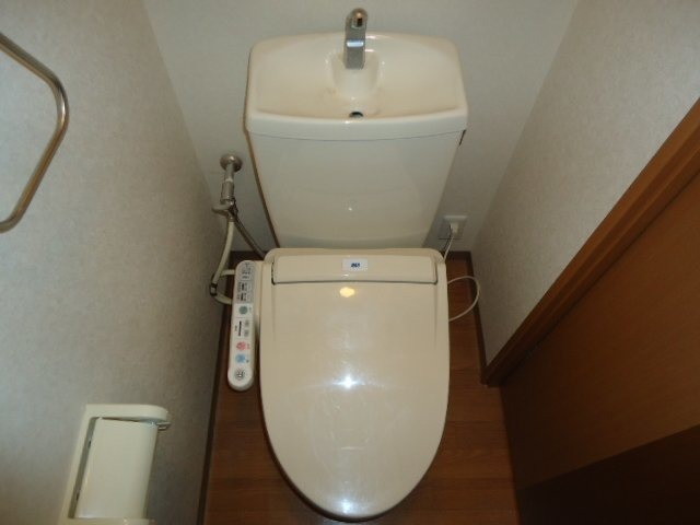 トイレ　図面と現状に相違がある場合には現状を優先