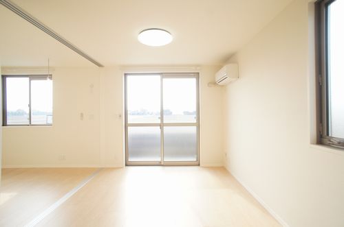 眺望　ＬＥＤ照明が備え付け