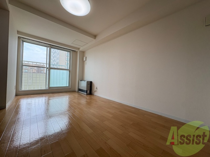 居室・リビング　広くてキレイなお部屋が広がっていて、充実した生活が送れそう