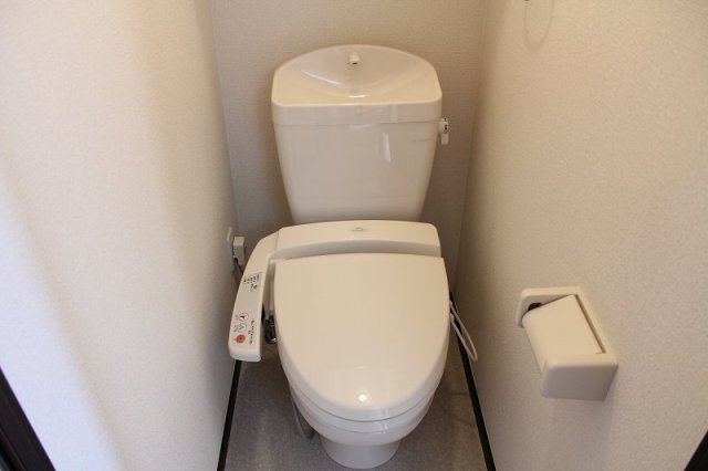 その他　温水洗浄付き