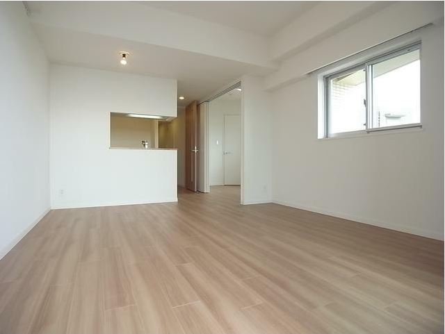 居室・リビング　※同物件、別部屋になります。