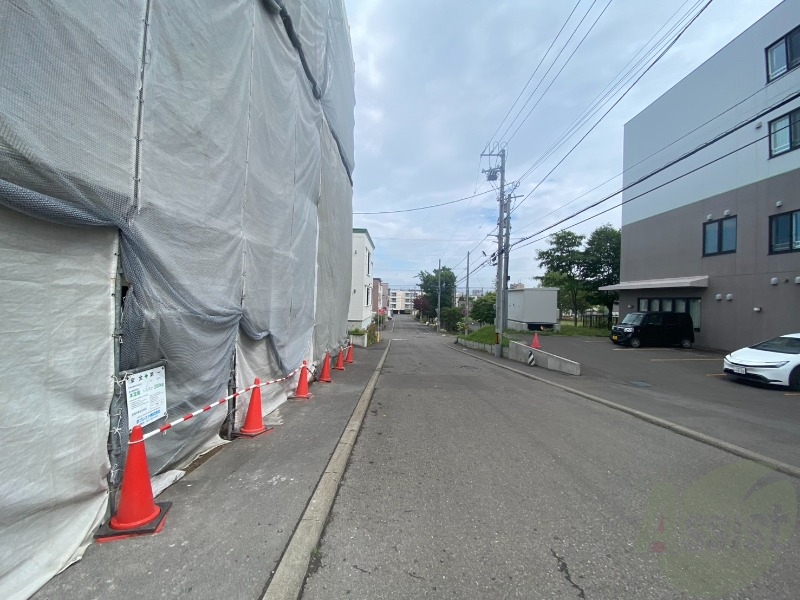 その他共有部分　前面道路
