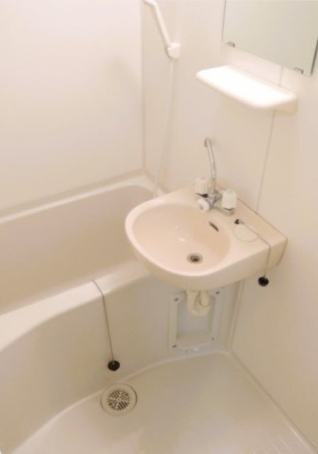 洗面設備　別部屋参考写真。