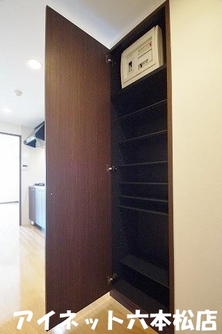 玄関　玄関収納もばっちりです。