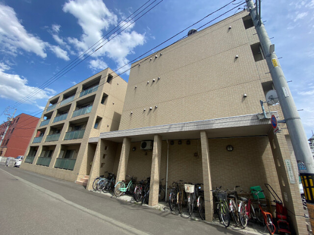 建物外観　札幌市北区新琴似八条「アルモニー麻生」