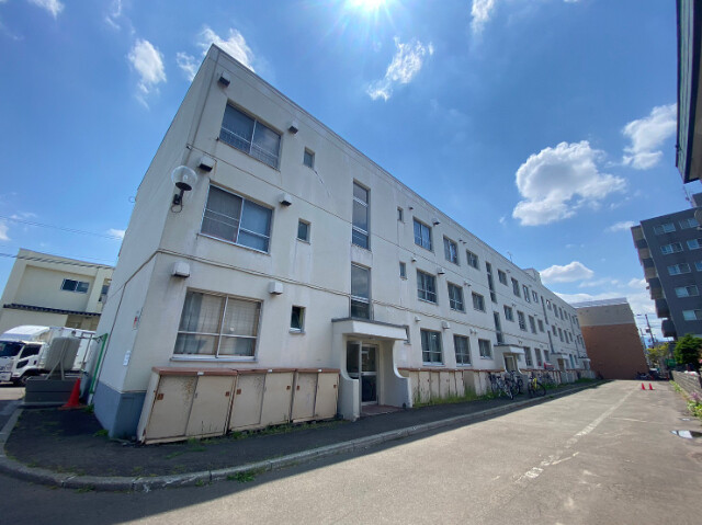 建物外観　札幌市東区北三十条東「コーポ３０」