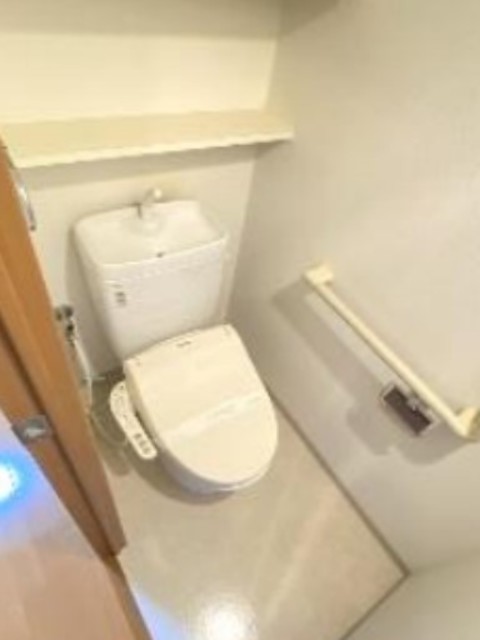 トイレ　シャワートイレ