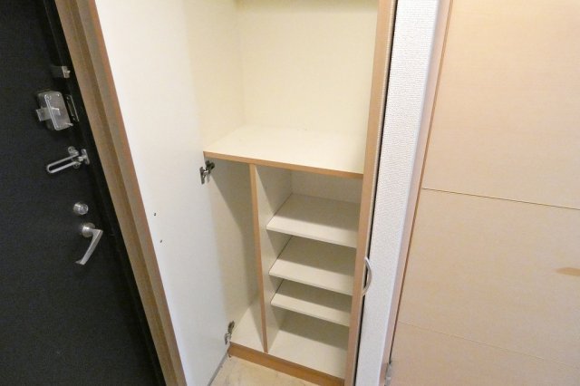 収納