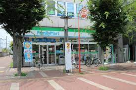 コンビニ　ファミリーマート 南草津駅前店（コンビニ）まで278m