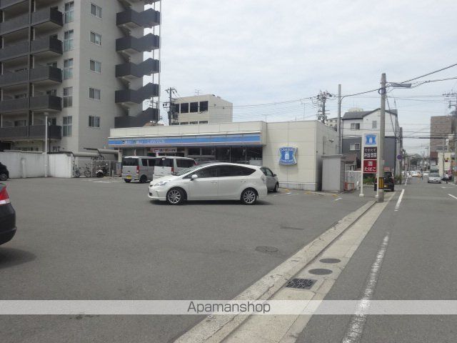 コンビニ　ローソン（コンビニ）まで548m