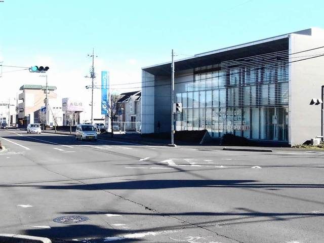 銀行　中央労働金庫（銀行）まで700m