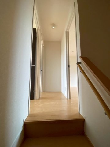 その他部屋・スペース　明るい色調の室内です