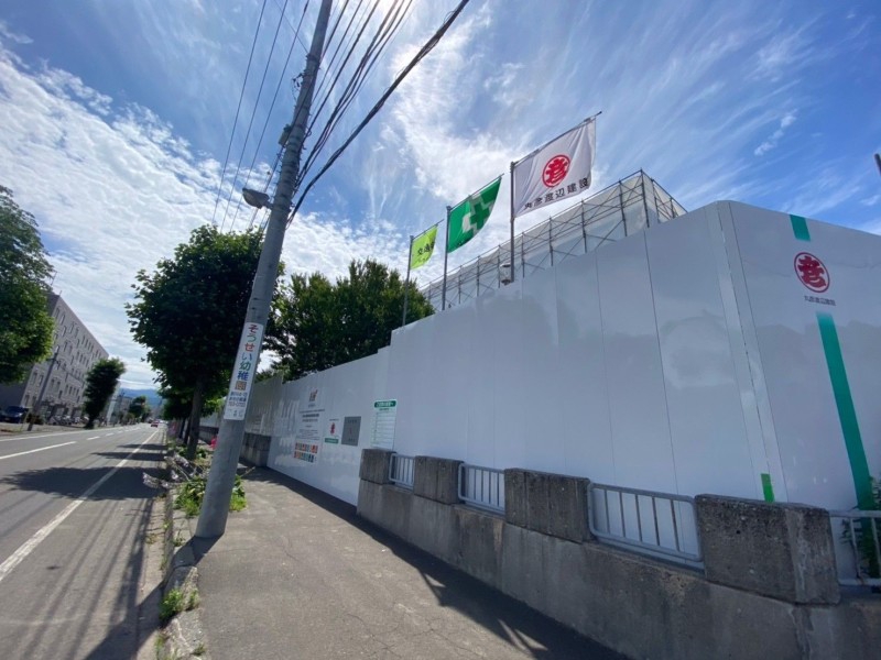 小学校　札幌市立新陽小学校（小学校）まで380m