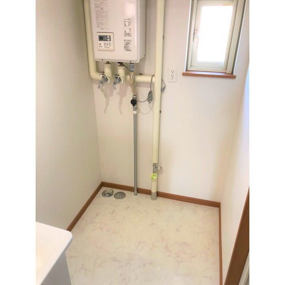 その他設備　洗濯機置場