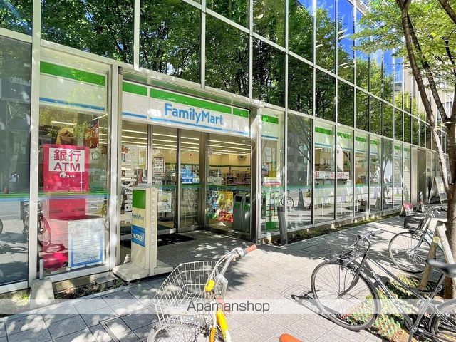 コンビニ　ファミリーマート本町橋店（コンビニ）まで229m
