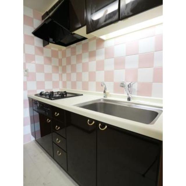 キッチン　※写真は同タイプ住戸です。