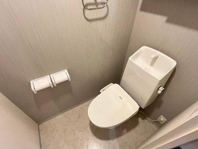 トイレ　シャワー付トイレ