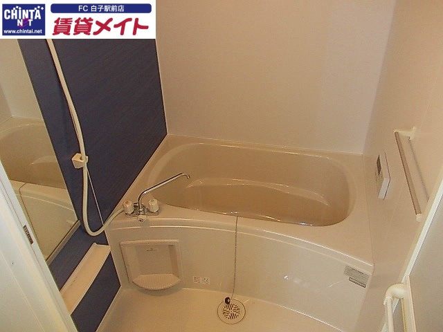 バス・シャワールーム　同タイプ部屋写真です。
