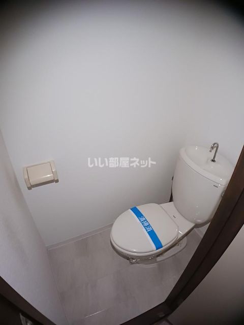 ウィングコート ラ・ムール豊橋のトイレ写真