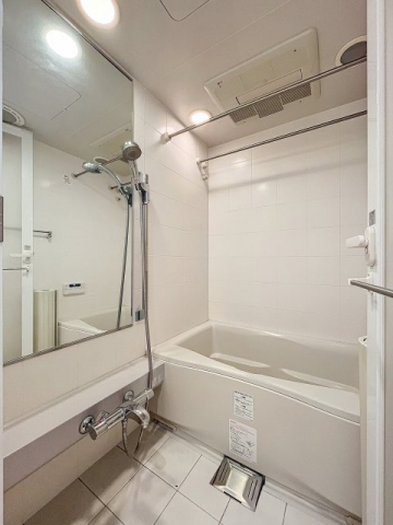 バス・シャワールーム　バス※別部屋参考写真