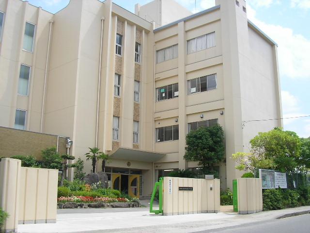 小学校　伊丹市立　瑞穂小学校（小学校）まで304m