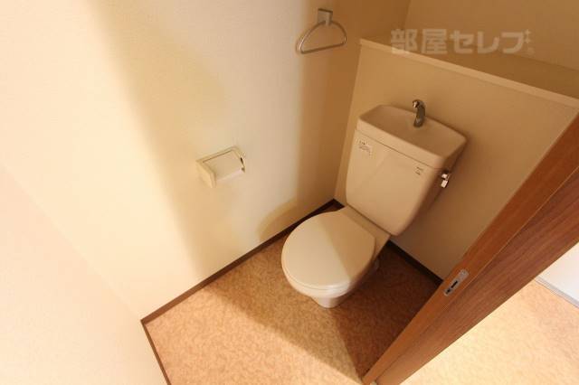 トイレ　ウォシュレットトイレに変更済み
