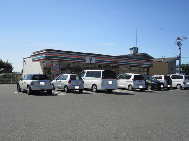 コンビニ　セブン‐イレブン 一色味浜店（コンビニ）まで900m