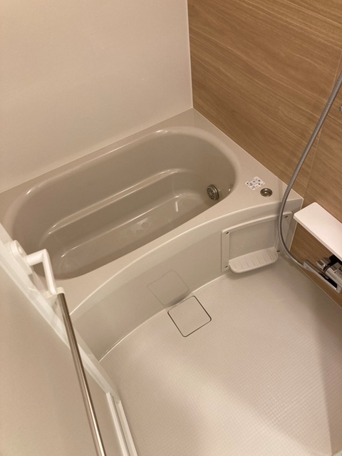 バス・シャワールーム　※写真は同タイプ住戸です。